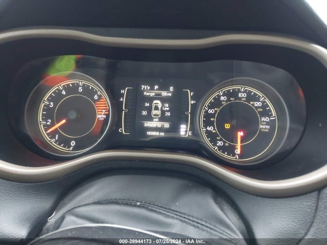 1C4PJMCBXJD545746 Jeep Cherokee Latitude 4x4