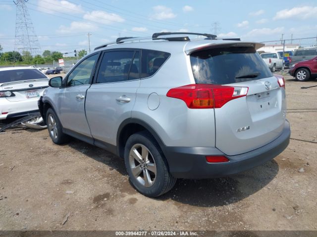 JTMRFREV5FD160195 Toyota Rav4 Xle