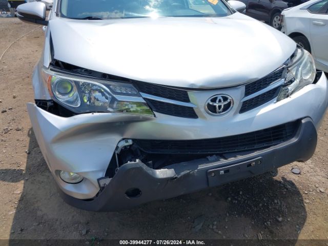 JTMRFREV5FD160195 Toyota Rav4 Xle