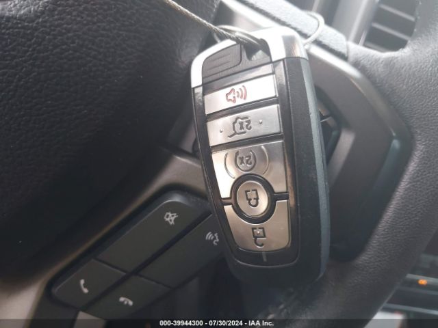 1FMJU1HT5KEA89658 Ford Expedition Xlt