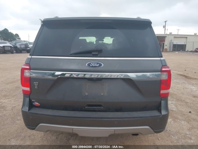 1FMJU1HT5KEA89658 Ford Expedition Xlt