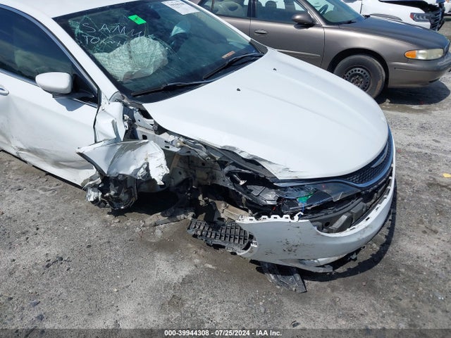 1C3CCCCB0FN584743 Chrysler 200 C