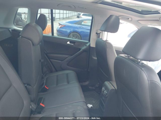 WVGAV7AX1GW571705 Volkswagen TIGUAN SE
