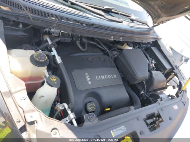 2LMDJ6JK5FBL21895 Lincoln MKX