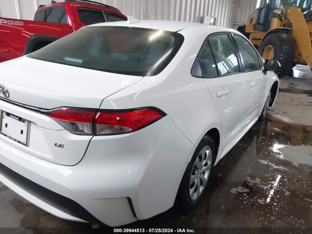Toyota COROLLA LE 2022 5YFEPMAE3NP375655 Image 4