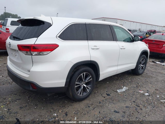 Toyota Highlander Le/le Plus 2017 5TDZZRFH7HS210988 Image 4