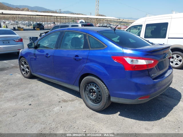 Ford FOCUS SE 2014 1FADP3F28EL314580 Image 3