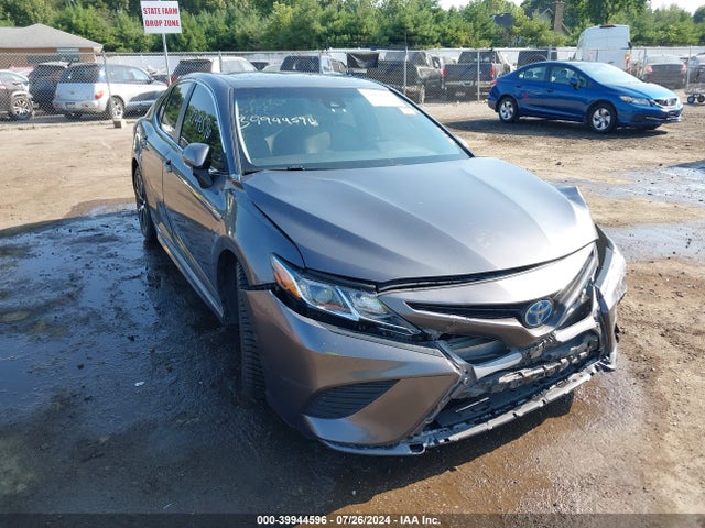 Toyota Camry Hybrid/le/xle/se 2018 4T1B21HK6JU510728 main image