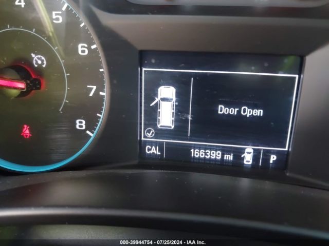 3GNAXKEX1JS540296 Chevrolet EQUINOX LT