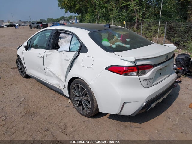 Toyota COROLLA SE 2022 5YFP4MCE0NP103370 Image 3