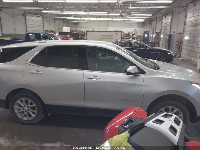 Chevrolet EQUINOX LT 2018 3GNAXSEV9JS610304 Image 13