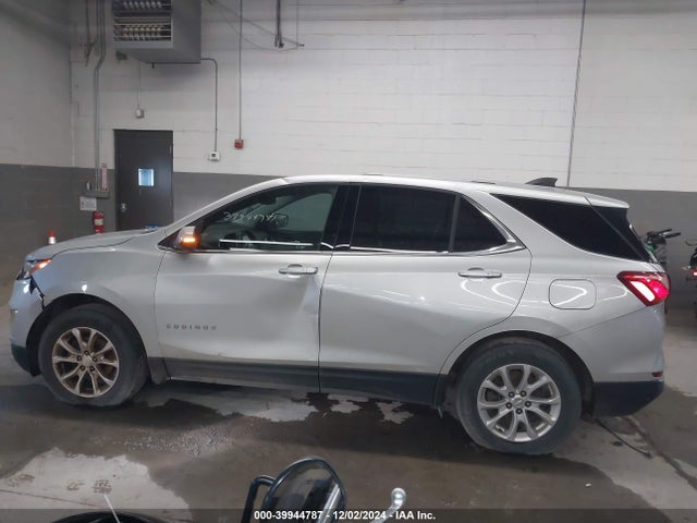 Chevrolet EQUINOX LT 2018 3GNAXSEV9JS610304 Image 14