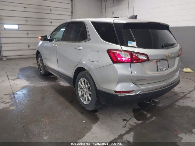 Chevrolet EQUINOX LT 2018 3GNAXSEV9JS610304 Image 3