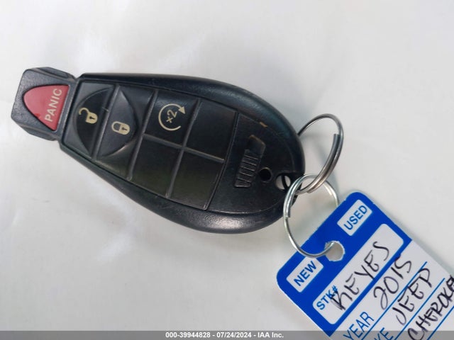 1C4PJMAB5FW528710 Jeep Cherokee Sport