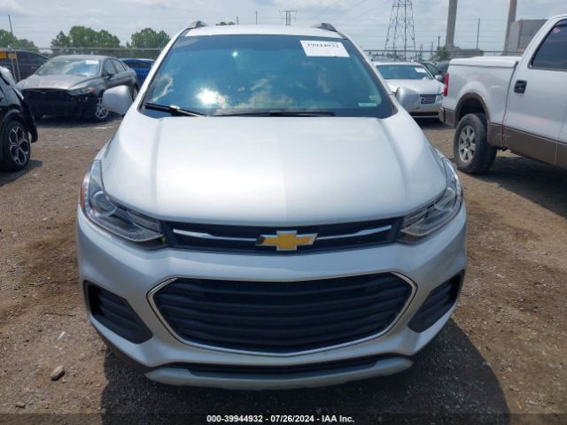 KL7CJPSM5NB538088 Chevrolet Trax Awd Lt