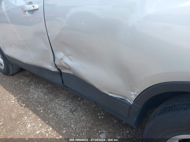 KL7CJPSM5NB538088 Chevrolet Trax Awd Lt