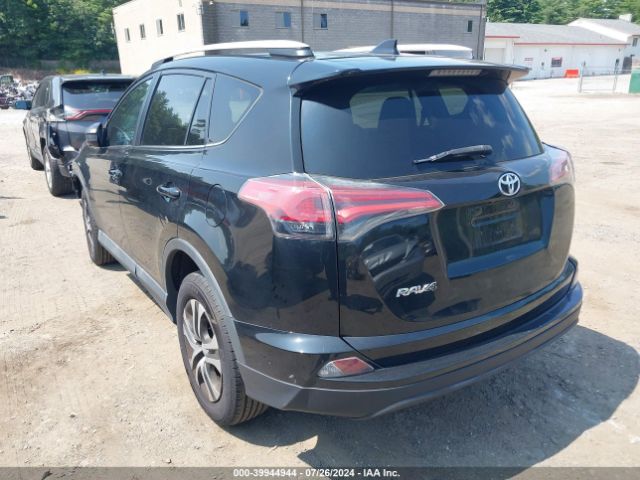 2T3BFREV5GW409827 Toyota RAV4 LE