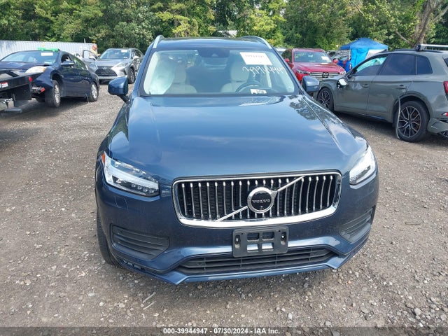 YV4A22PK1N1828817 Volvo Xc90 T6 Momentum 7 Passenger