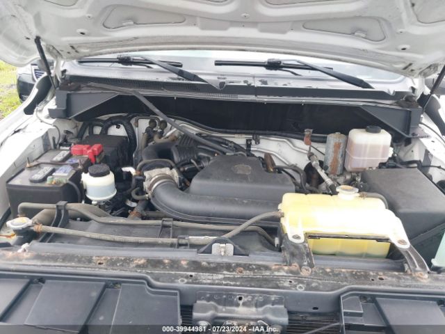 1N6BF0KY5KN800032 Nissan Nv Cargo Nv2500 Hd Sv V6