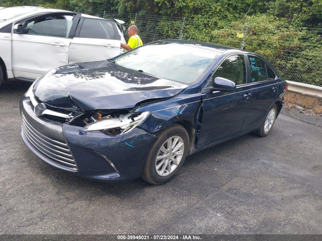 Toyota CAMRY LE 2015 4T1BF1FKXFU888159 Image 2