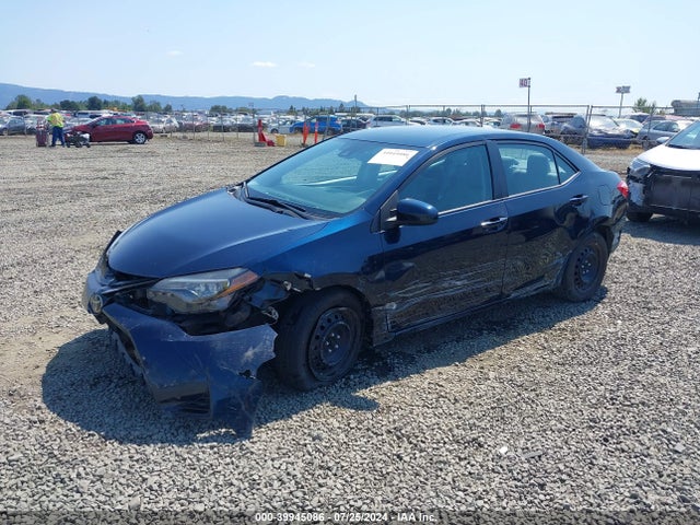 Toyota COROLLA LE 2019 2T1BURHE0KC127986 Image 2