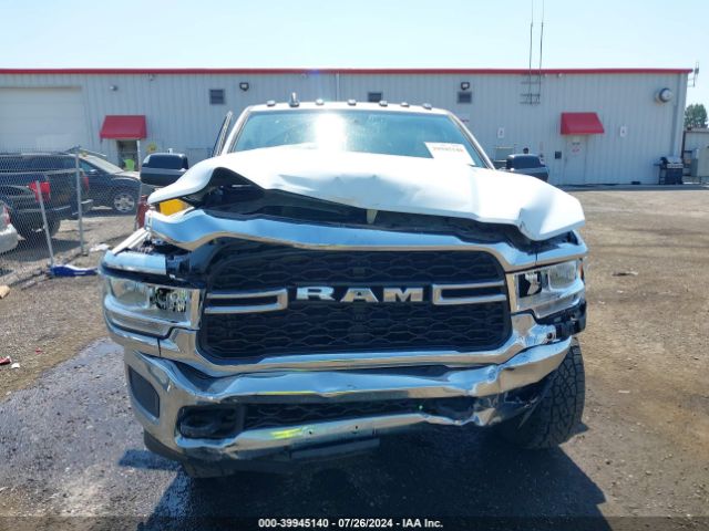 3C6UR5HJ7LG170008 RAM 2500 Tradesman  4x4 8' Box