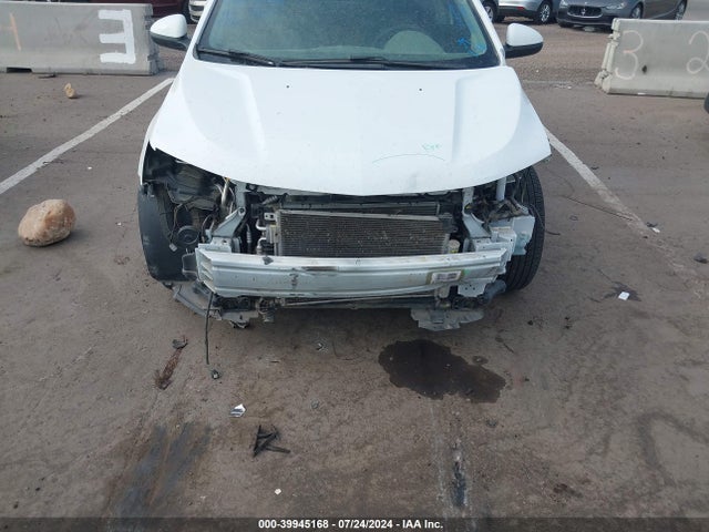 Chevrolet Sonic Ls Auto 2017 1G1JB5SH7H4132281 Image 14