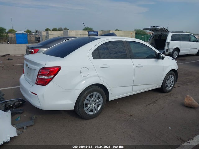 Chevrolet Sonic Ls Auto 2017 1G1JB5SH7H4132281 Image 4