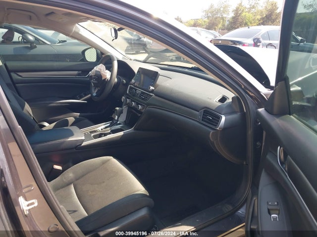 1HGCV1F12JA138110 Honda ACCORD LX