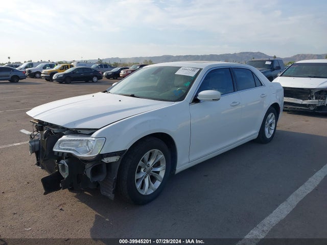 Chrysler 300 Anniversary Edition 2016 2C3CCAAGXGH224182 Image 2