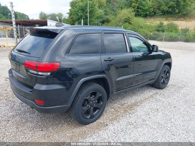 1C4RJFAG3JC353013 Jeep Grand Cherokee Upland 4x4