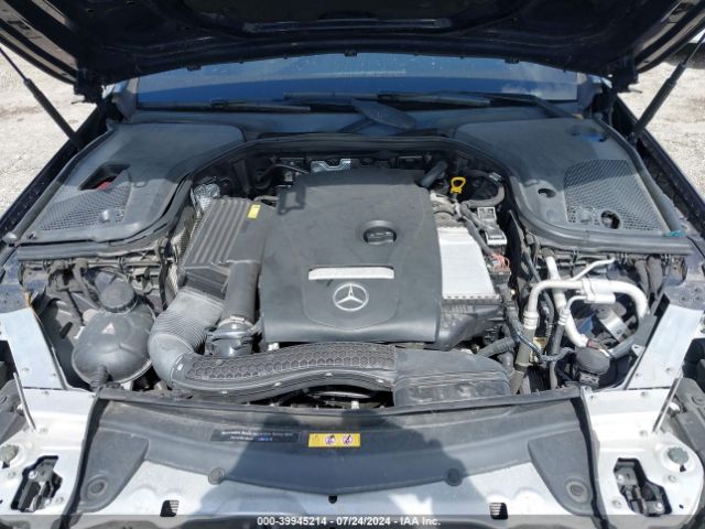 WDDZF4JBXHA070176 Mercedes-Benz E 300