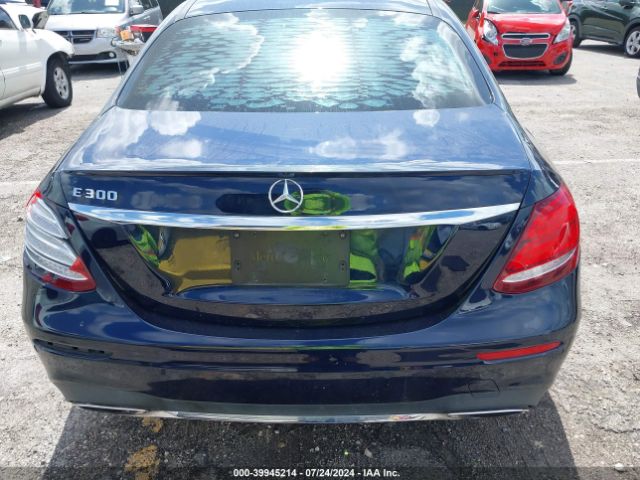WDDZF4JBXHA070176 Mercedes-Benz E 300
