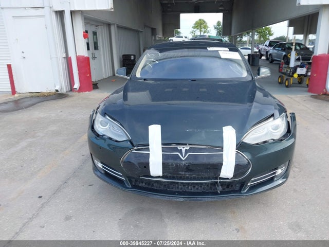 5YJSA1H1XEFP49843 Tesla Model S P85