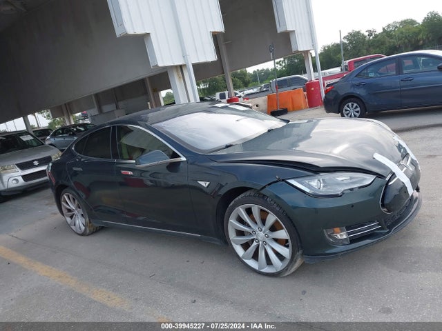 5YJSA1H1XEFP49843 Tesla Model S P85