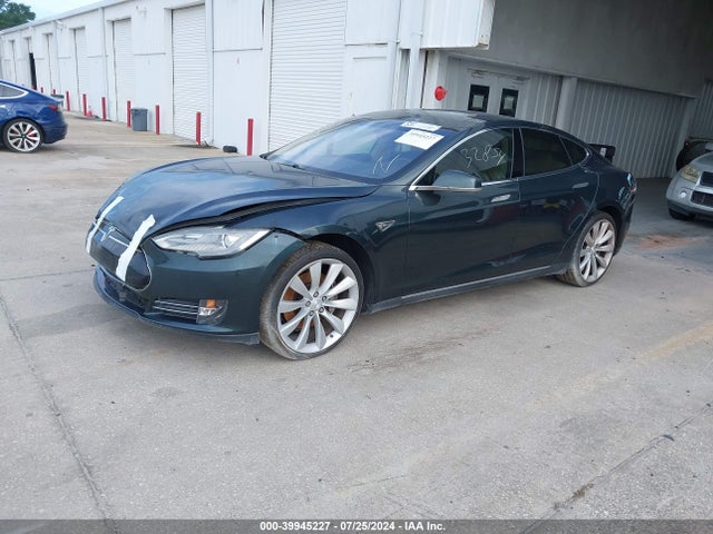 5YJSA1H1XEFP49843 Tesla Model S P85