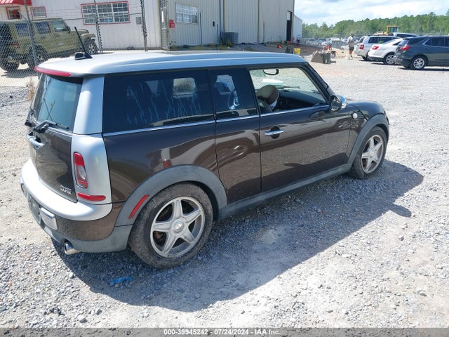 2008 MINI COOPER CLUBMAN WMWML33578TJ45965 Photo 3