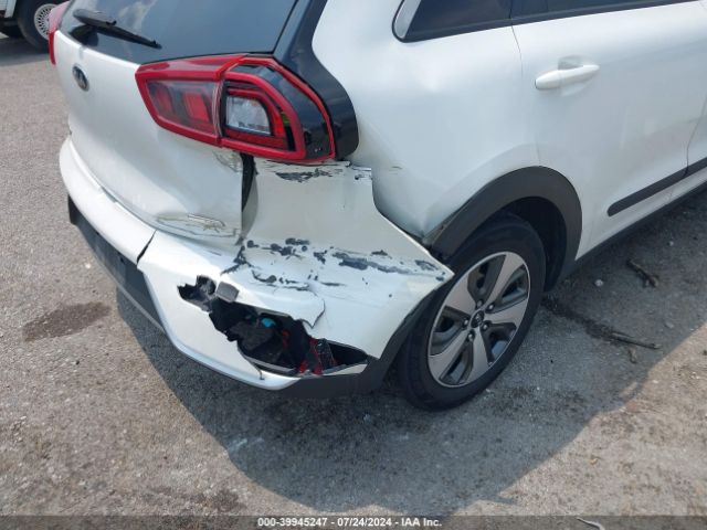 KNDCB3LC1H5095262 KIA NIRO LX