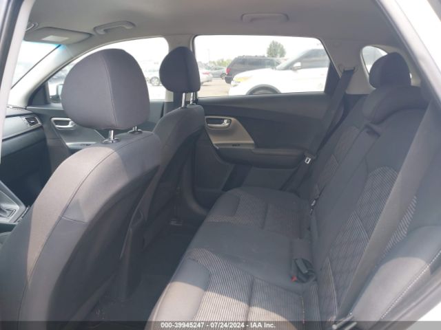 KNDCB3LC1H5095262 KIA NIRO LX
