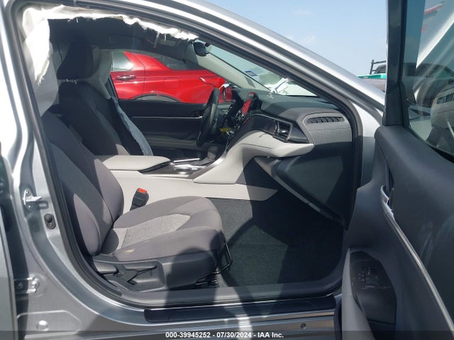 Toyota CAMRY LE 2024 4T1C11AKXRU871165 Image 5