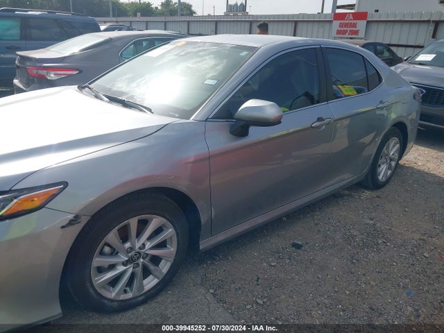 Toyota CAMRY LE 2024 4T1C11AKXRU871165 Image 6