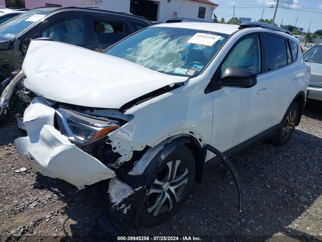 Toyota RAV4 LE 2017 JTMBFREV7HJ138642 Image 19