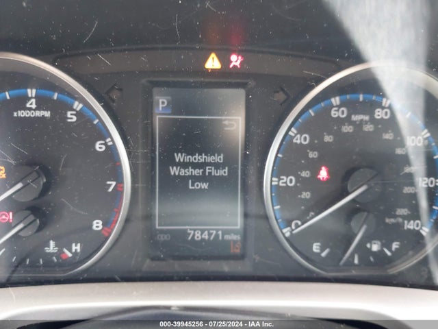 Toyota RAV4 LE 2017 JTMBFREV7HJ138642 Image 7