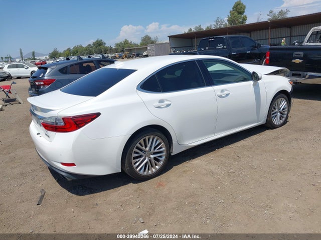 Lexus ES 350 2016 JTHBK1GG3G2228163 Image 4