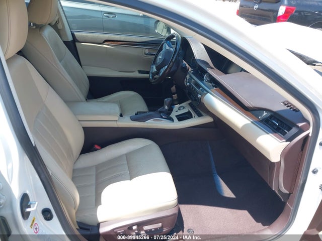 Lexus ES 350 2016 JTHBK1GG3G2228163 Image 5
