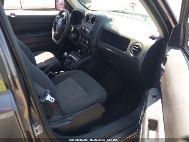 1C4NJPBA3HD140601 Jeep Patriot Sport Fwd
