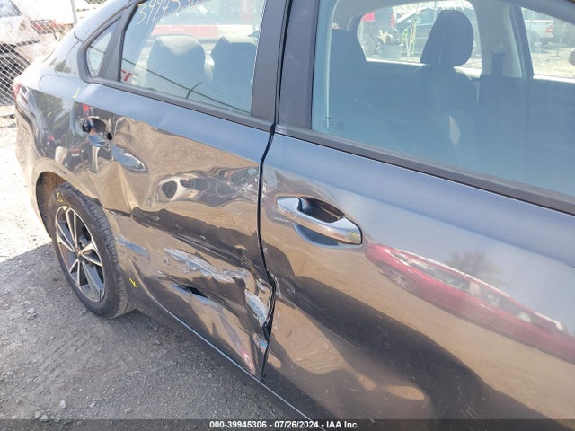 KIA Forte Lxs 2022 3KPF24AD6NE465247 Image 18