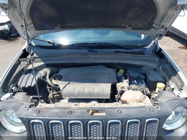 ZACCJABBXJPG71704 Jeep Renegade Latitude Fwd