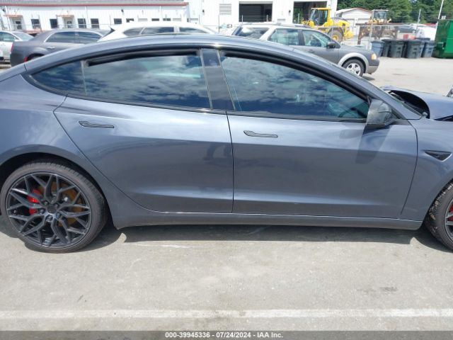 5YJ3E1EB2JF185959 Tesla Model 3 Long Range/performance