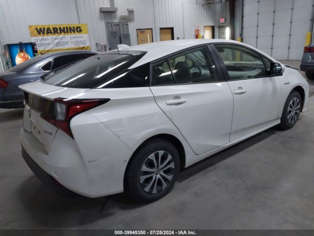 JTDL9RFU8L3021814 Toyota Prius Le Awd-e